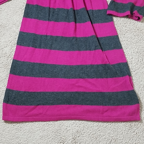 Express pink and gray striped sweater dress - Picture 4 of 8